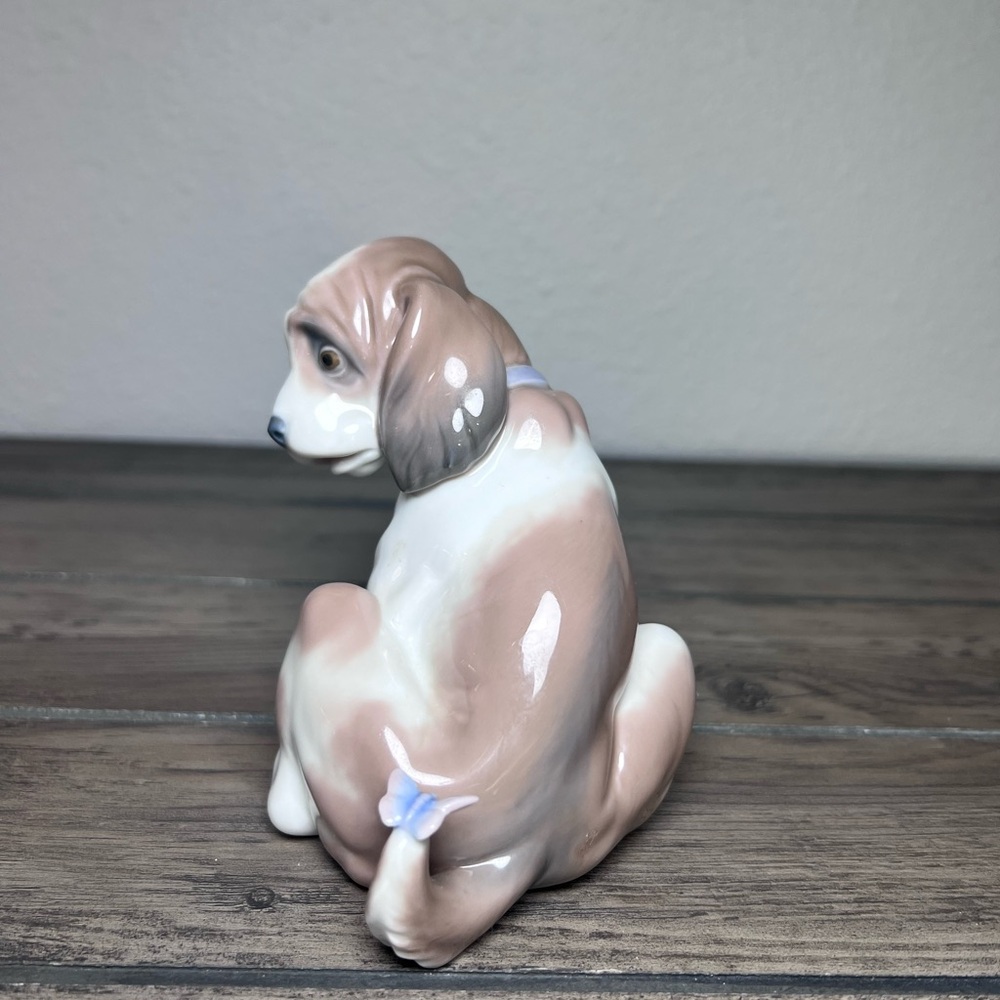 Lladró Vintage 1994 Gentle Surprise Dog & Butterfly Figurine puppy in made Spain - Picture 7 of 16